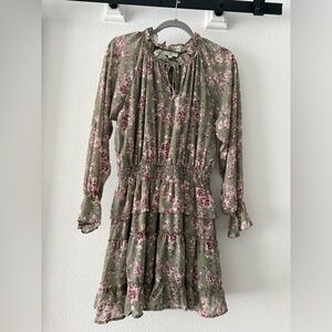 Entro boutique dress, 3 layer ruffle skirt, Sage green with floral print, med